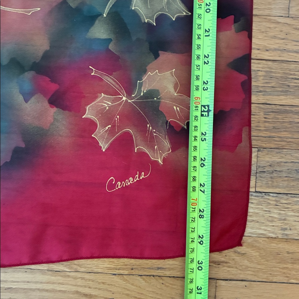 Canada Red Scarf With Maple Leaf Square - Picture 7 of 7